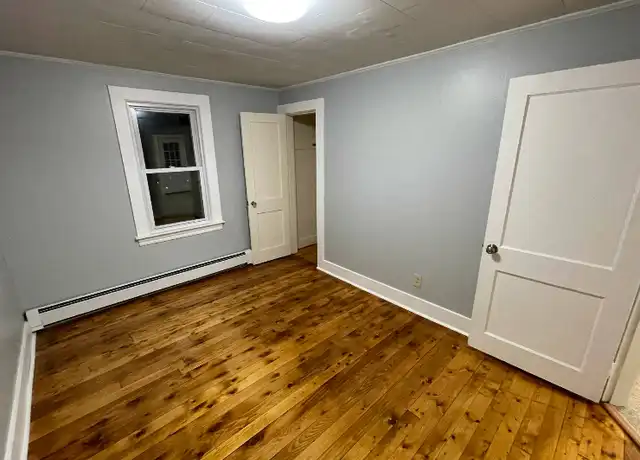 Property at 7 Dartmouth St, Biddeford, ME, 04005, 2 beds, 1 bath, [object Object]