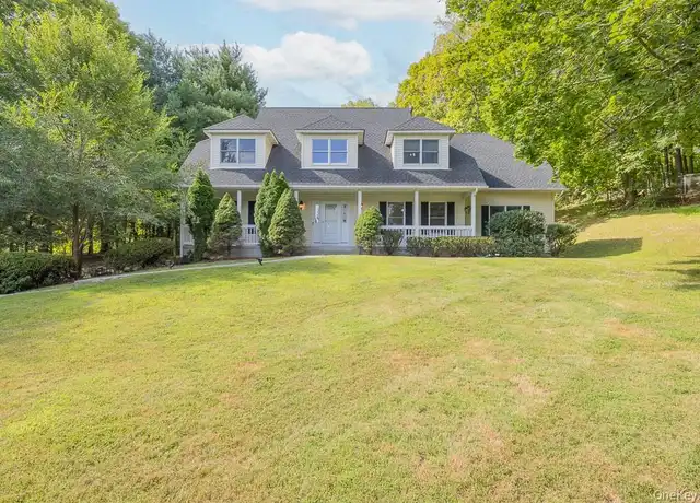 Property at 5 Sherwood Farms Ct, Stony Point, NY, 10980, 4 beds, 2.5 baths, [object Object]