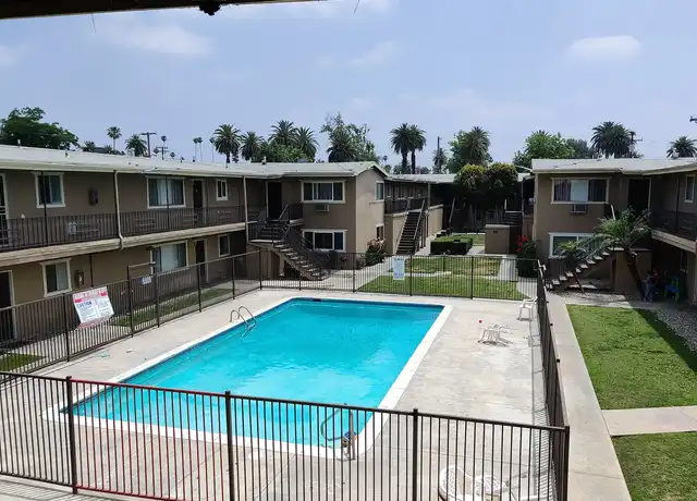 Property at Las Palmas Apartments - 2052 W Linden St, Riverside, CA, 92507, 1 bed, 1 bath, [object Object]