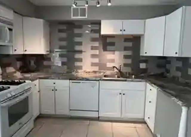 Property at 3911 Torsby Pl, Las Vegas, NV, 89119, 3 beds, 1 bath, [object Object]