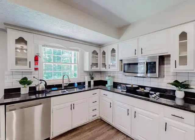 Property at 2300 Greenway Dr, Decatur, GA, 30035, 1 bed, 1 bath, [object Object]