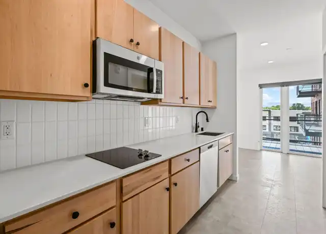 Property at 686 Mike McCarthy Way Unit 416, Ashwaubenon, WI, 54304, 1 bed, 1 bath, [object Object]