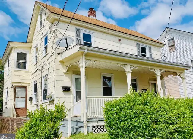 Property at 314 E Pine St, Millville, NJ, 08332, 1 bed, 1 bath, [object Object]
