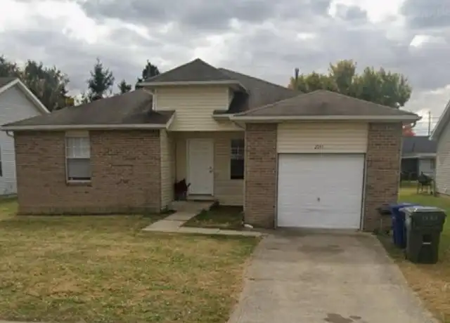 Property at 2133 Golden Leaf Ln, Columbus, OH, 43223, 3 beds, 2 baths, [object Object]