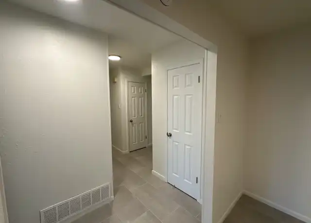 Property at 2207 Grandon Cir, Killeen, TX, 76541, 3 beds, 2 baths, [object Object]