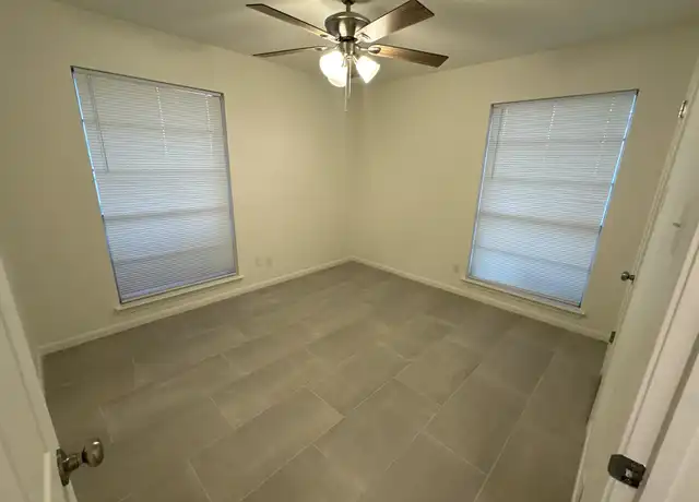 Property at 2207 Grandon Cir, Killeen, TX, 76541, 3 beds, 2 baths, [object Object]