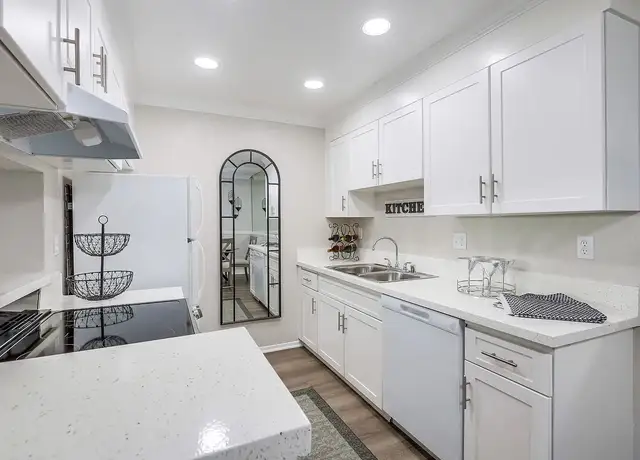 Photo of 9200 Bloomfield Ave, Cypress, CA 90630
