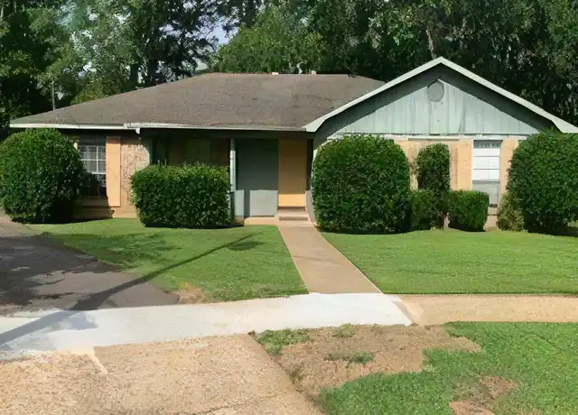 Property at 6009 Glencrest Ct, Mobile, AL, 36609, 3 beds, 2 baths, [object Object]