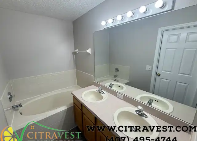 Property at 754 Rollins Dr, Davenport, FL, 33837, 3 beds, 2 baths, [object Object]