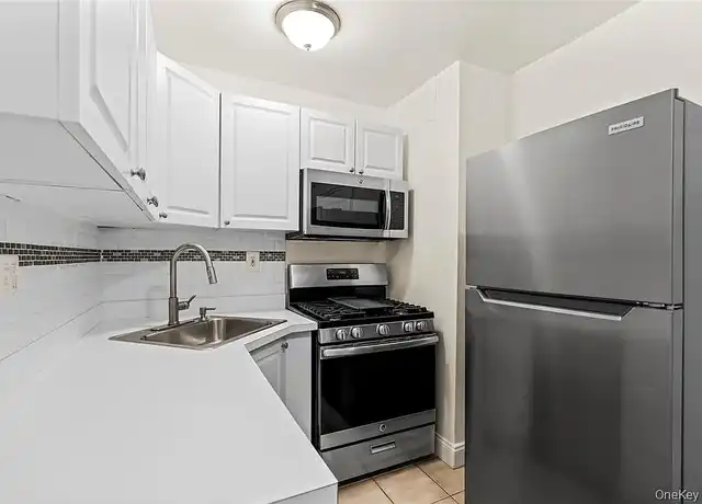 Property at 140 Hartsdale Avenue - 140 E Hartsdale Ave, Hartsdale, NY, 10530, 1 bed, 1 bath, [object Object]