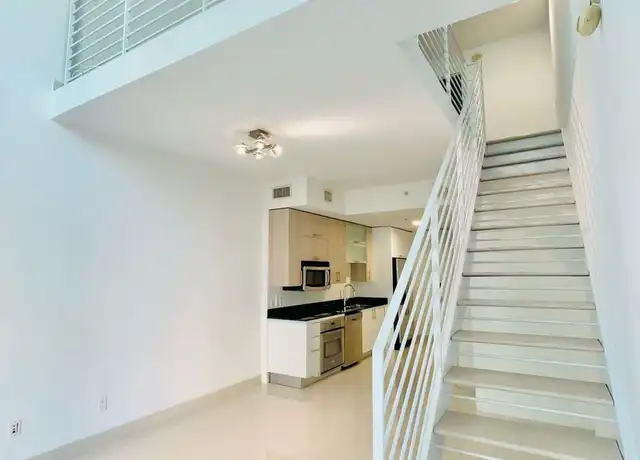 Property at 60 SW 13th St #2618, Miami, FL, 33130, 1 bed, 1.5 baths, [object Object]