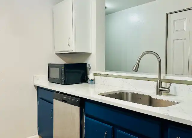 Property at 975 Aberdeen Ave NE Unit E208, Renton, WA, 98056, 2 beds, 2 baths, [object Object]