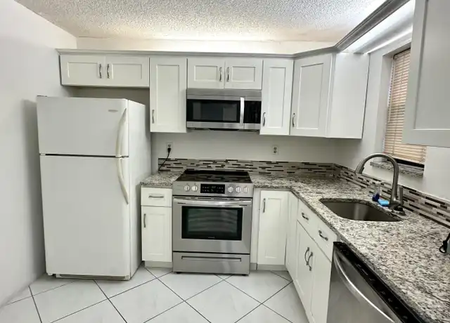 Property at 9370 SW 8th St #209, Boca Raton, FL, 33428, 2 beds, 2 baths, [object Object]