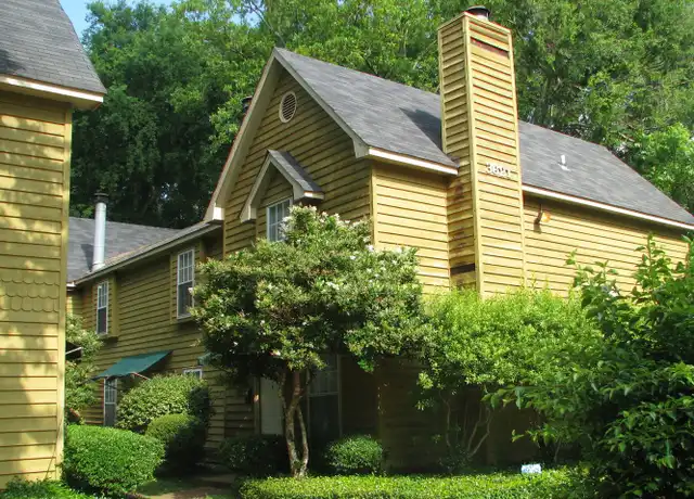 Property at 3621 N State St Unit F, Jackson, MS, 39216, 2 beds, 1.5 baths, [object Object]