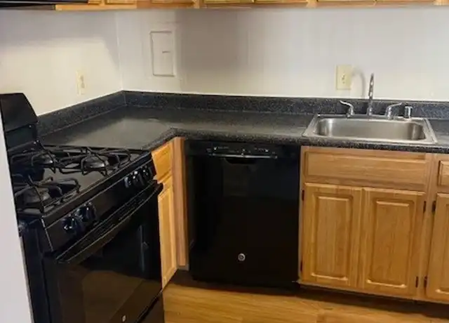 Property at 3331 Hewitt Ave #202, Silver Spring, MD, 20906, 2 beds, 1.5 baths, [object Object]