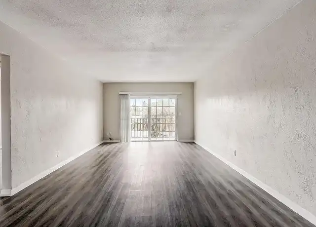 Property at Cascade Apartments - 140 Cascade Ter, Daytona Beach, FL, 32118, 2 beds, 1.5 baths, [object Object]
