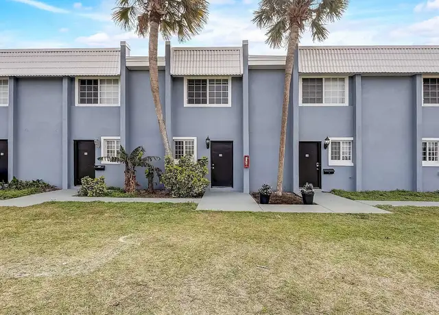 Photo of 140 Cascade Ter, Daytona Beach, FL 32118