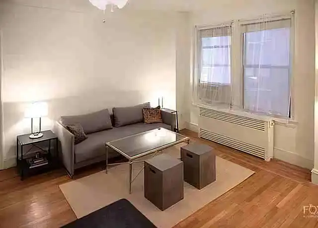 Property at 157 E 72nd St Unit 4E, New York, NY, 10021, 1 bed, 1 bath, [object Object]