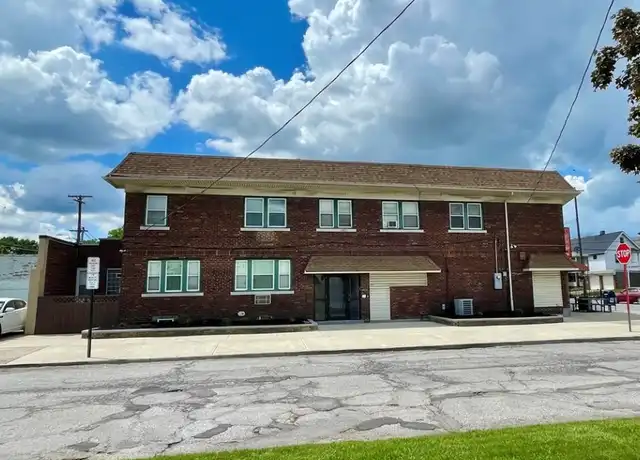 Property at 13501 Lakewood Heights Blvd Unit 3, Cleveland, OH, 44107, 1 bed, 1 bath, [object Object]