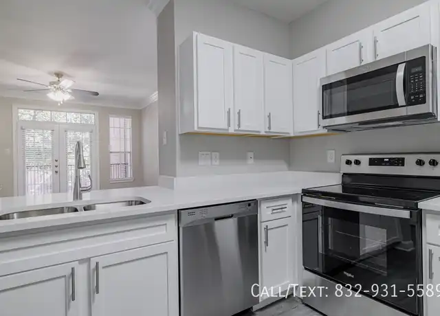 Property at 5345 West Loop S Unit VBA2, Houston, TX, 77081, 2 beds, 2 baths, [object Object]