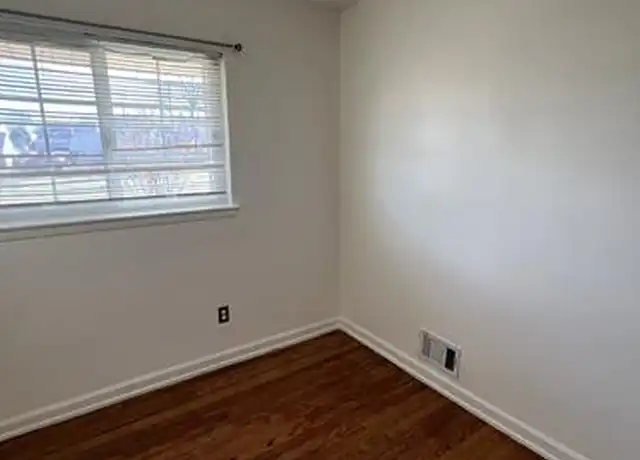 Property at 8030 New Riggs Rd Unit 2, Hyattsville, MD, 20783, 1 bed, 1 bath, [object Object]