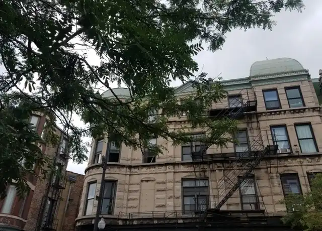 Property at 1332 W 18th St Unit 3F, Chicago, IL, 60608, 2 beds, 1 bath, [object Object]