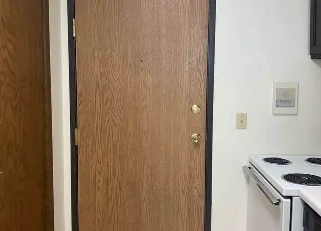 Property at 717 8th St N Unit 717-11, Fargo, ND, 58102, 2 beds, 1 bath, [object Object]