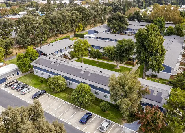 Photo of 401 Westacre Rd, West Sacramento, CA 95691