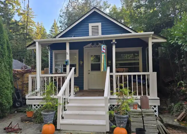 Property at 914 Taylor St E, Port Orchard, WA, 98366, 1 bed, 1 bath, [object Object]