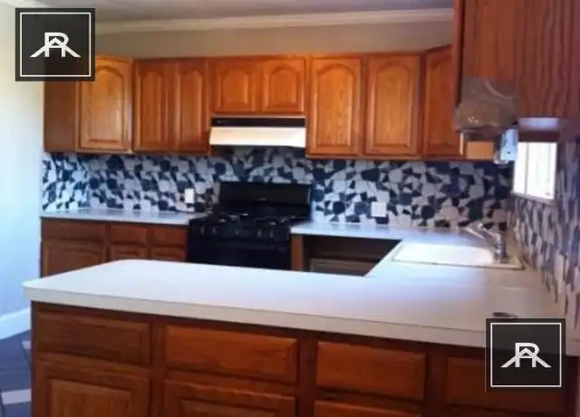 Property at 79 Winthrop Rd, Brookline, MA, 02445, 3 beds, 1 bath, [object Object]
