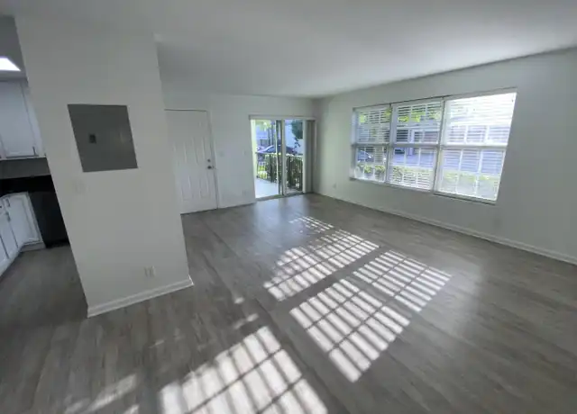 Property at 102 N Lakeside Dr #1, Lake Worth Beach, FL, 33460, 2 beds, 2 baths, [object Object]