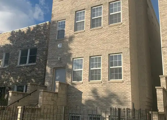 Property at 3328 W Le Moyne St Unit G, Chicago, IL, 60651, 3 beds, 1 bath, [object Object]