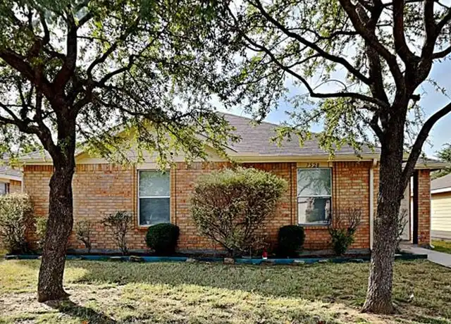 Property at 7528 Marietta Ln, Dallas, TX, 75241, 3 beds, 2 baths, [object Object]