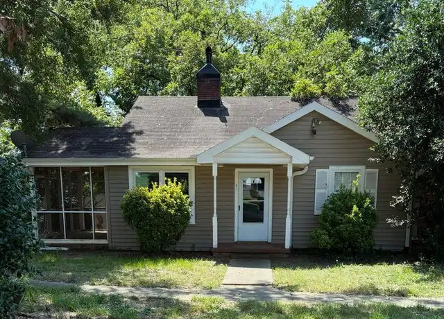 Property at 5 Williams Dr, Greenville, SC, 29605, 2 beds, 1 bath, [object Object]