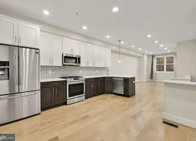 Property at 614 I St NE #2, Washington, DC, 20002, 3 beds, 3 baths, [object Object]