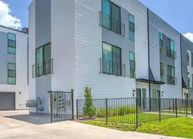 Property at 4905 Live Oak St Unit C, Dallas, TX, 75206, 2 beds, 2.5 baths, [object Object]