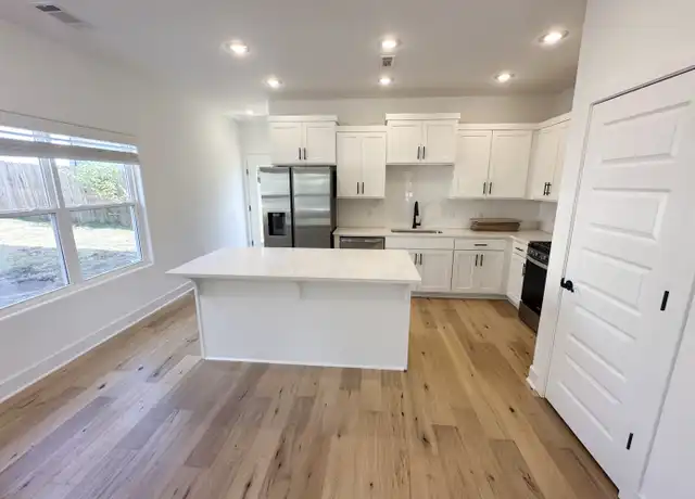 Property at 1234 W James St, Fayetteville, AR, 72703, 2 beds, 2.5 baths, [object Object]