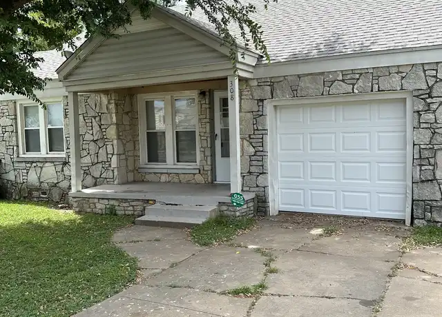 Property at 308 SW 44th St, Oklahoma City, OK, 73109, 2 beds, 1 bath, [object Object]
