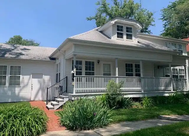 Property at 33 E Bernhard Ave, Hazel Park, MI, 48030, 3 beds, 1.5 baths, [object Object]