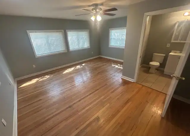 Property at 316 Van Sant Dr, Palmyra, NJ, 08065, 5 beds, 2 baths, [object Object]
