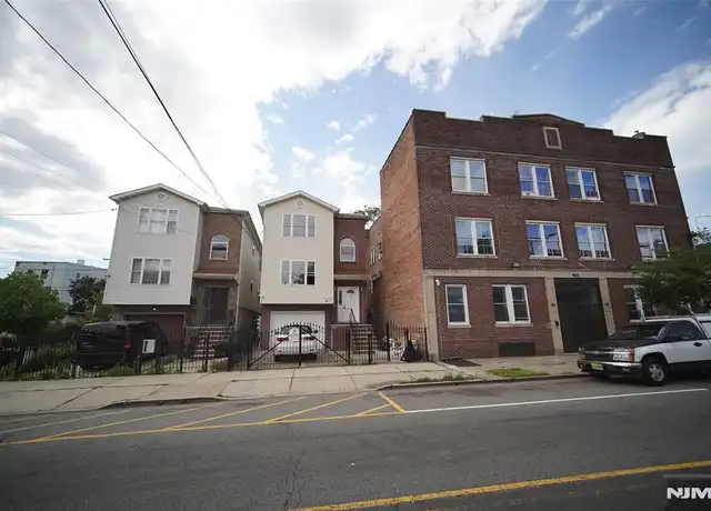 Property at 905 Bergen St Unit 2, Newark, NJ, 07112, 3 beds, 2 baths, [object Object]