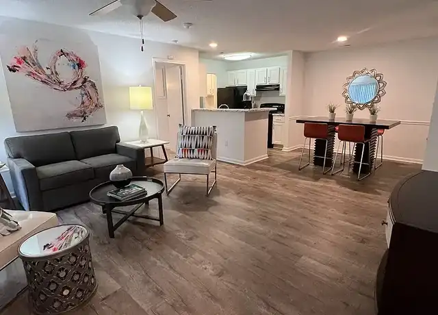 Property at Greyeagle Apartments - 4551 Old Spartanburg Rd, Taylors, SC, 29687, 1-2 bed, 1-2 bath, [object Object]
