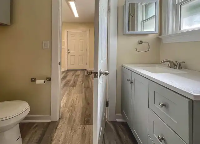 Property at 862 Kenmore Blvd, Akron, OH, 44314, 1 bed, 1 bath, [object Object]
