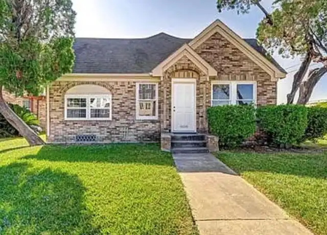 Property at 2204 Barbee St, Houston, TX, 77004, 3 beds, 2 baths, [object Object]