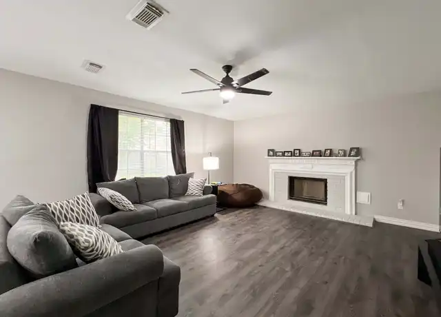 Property at 2324 Colleen Dr, Pearland, TX, 77581, 4 beds, 2.5 baths, [object Object]