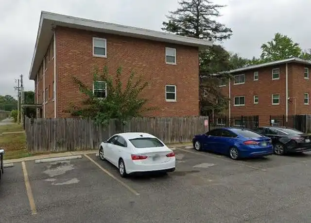 Property at 2904 S Pennsylvania St Unit B01, Indianapolis, IN, 46225, 1 bed, 1 bath, [object Object]