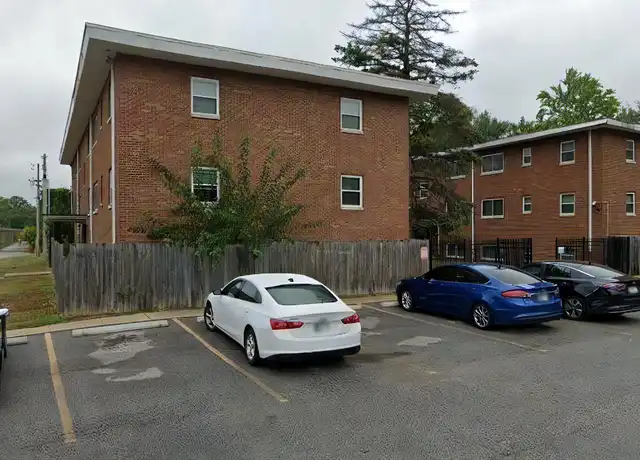 Property at 2904 S Pennsylvania St Unit B01, Indianapolis, IN, 46225, 1 bed, 1 bath, [object Object]