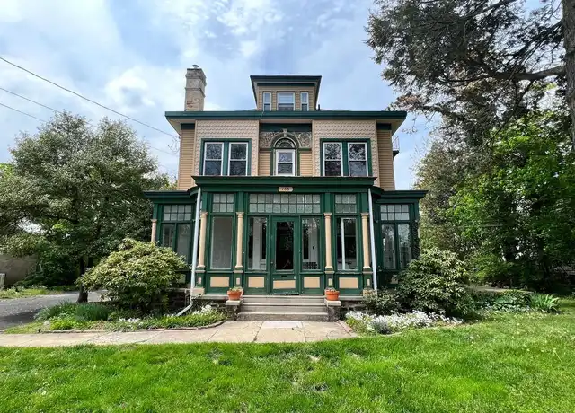 Property at 165 E Mount Pleasant Ave Unit 3RD FLOOR, Ambler, PA, 19002, 2 beds, 1 bath, [object Object]