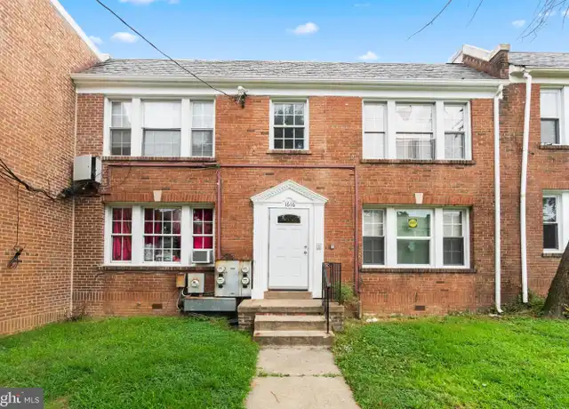 Property at 1616 17th Pl SE Unit 2, Washington, DC, 20020, 2 beds, 1 bath, [object Object]