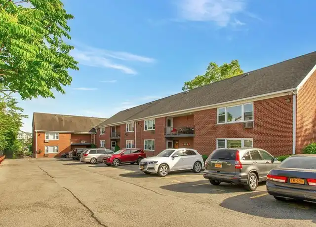 Property at 504 Pelham Rd Unit C3, New Rochelle, NY, 10805, 1 bed, 1.5 baths, [object Object]
